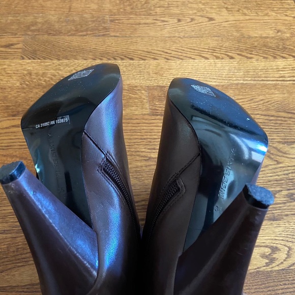 Real leather heeled booties - Picture 3 of 5